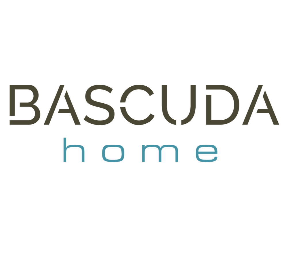 Bascuda Home excels in providing top-quality fitted sheets, available in a variety of sizes and colours.